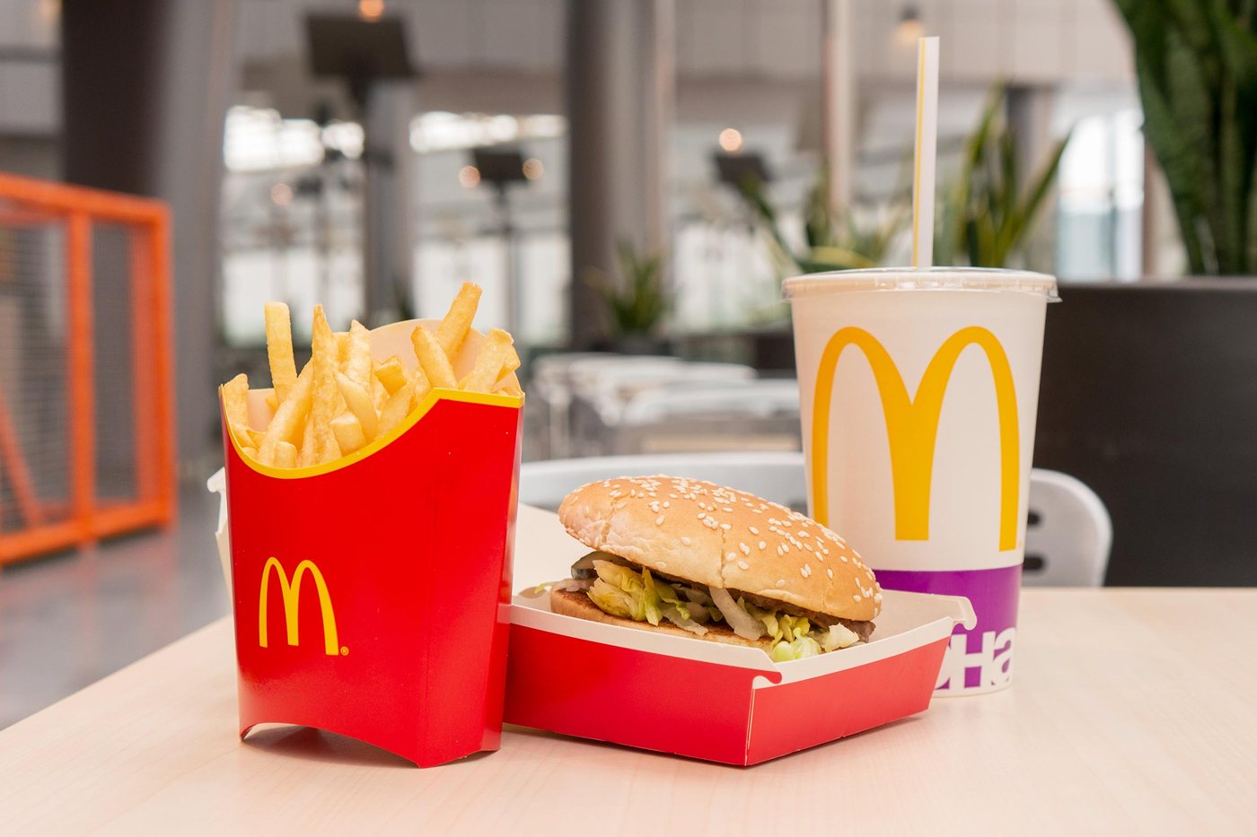 McDonald’s розвиватиме в Україні партнерство з АЗС